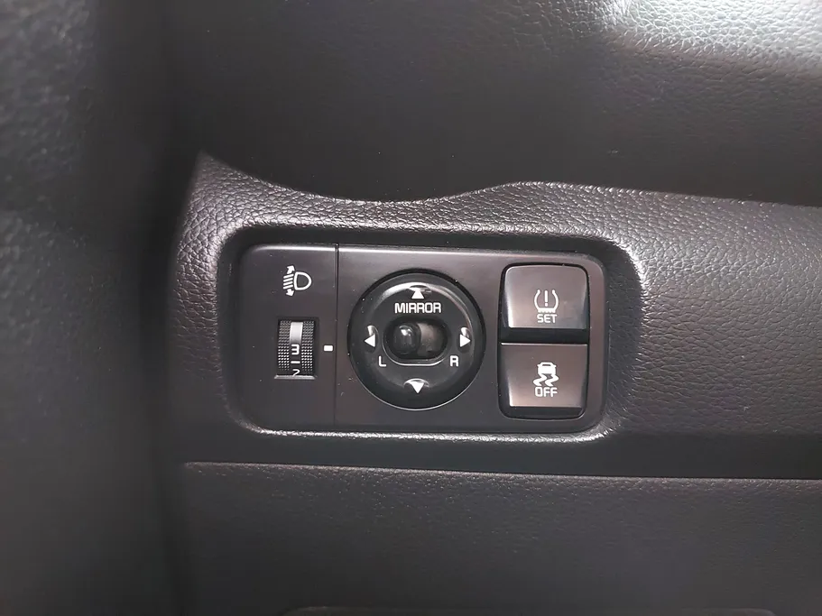 2024 Kia Pegas GL 