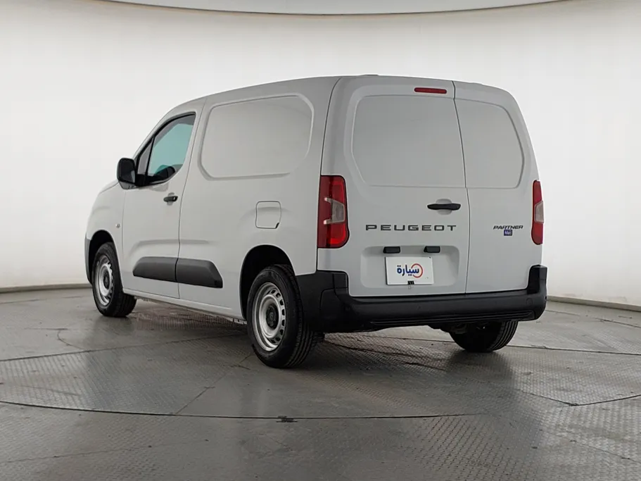 بيجو بارتنر Short van 2025 