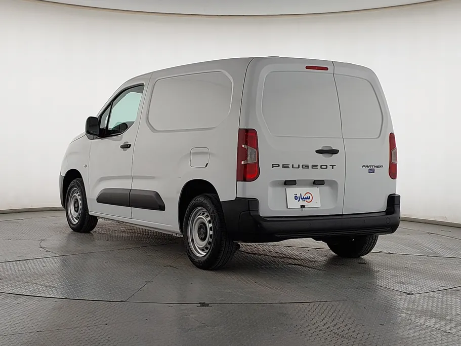 2025 Peugeot Partner Short van 