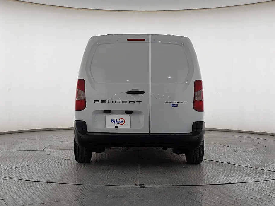 2025 Peugeot Partner Short van 