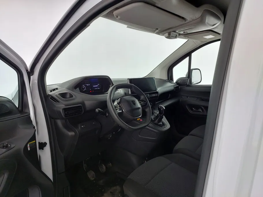 2025 Peugeot Partner Short van 