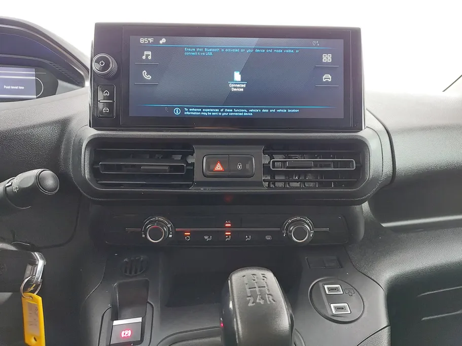 2025 Peugeot Partner Short van 