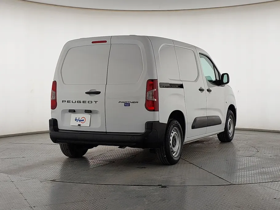 2025 Peugeot Partner Short van 