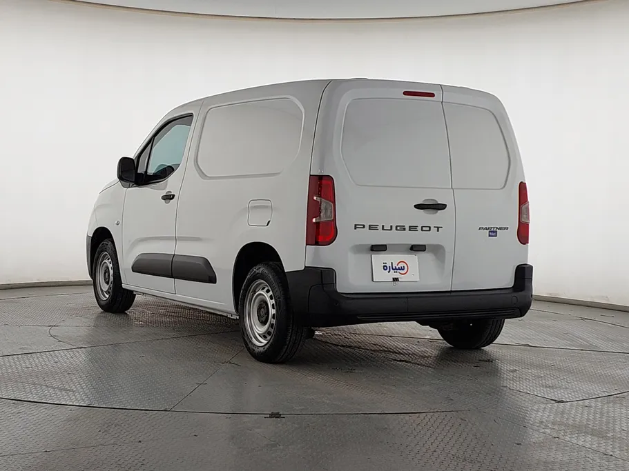 2025 Peugeot Partner Short van 