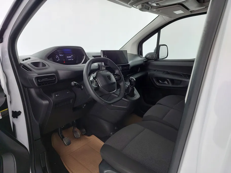 2025 Peugeot Partner Short van 