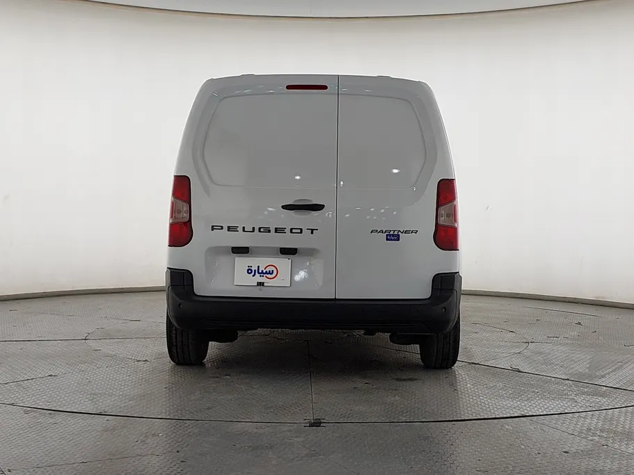 2025 Peugeot Partner Short van 