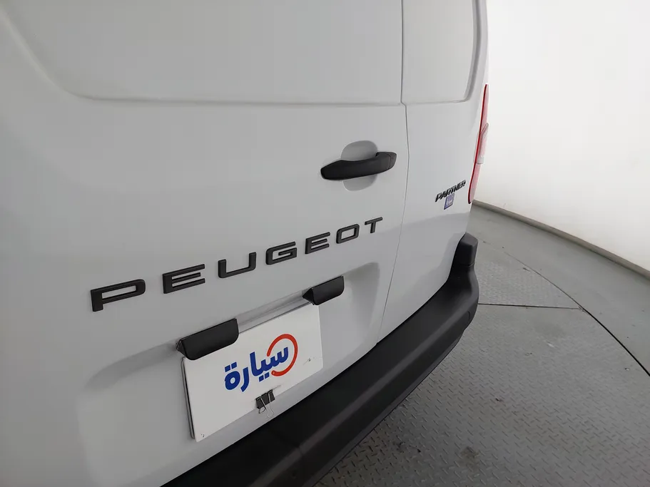 2025 Peugeot Partner Short van 
