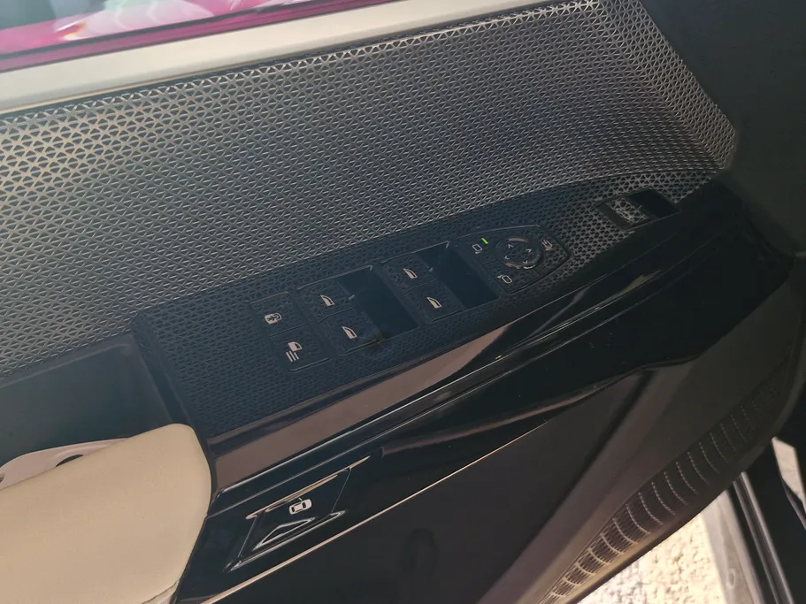 2024 BMW 7 Series 735i 