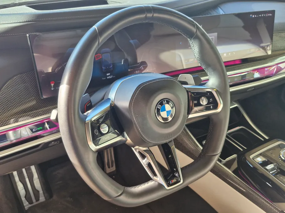 2024 BMW 7 Series 735i 
