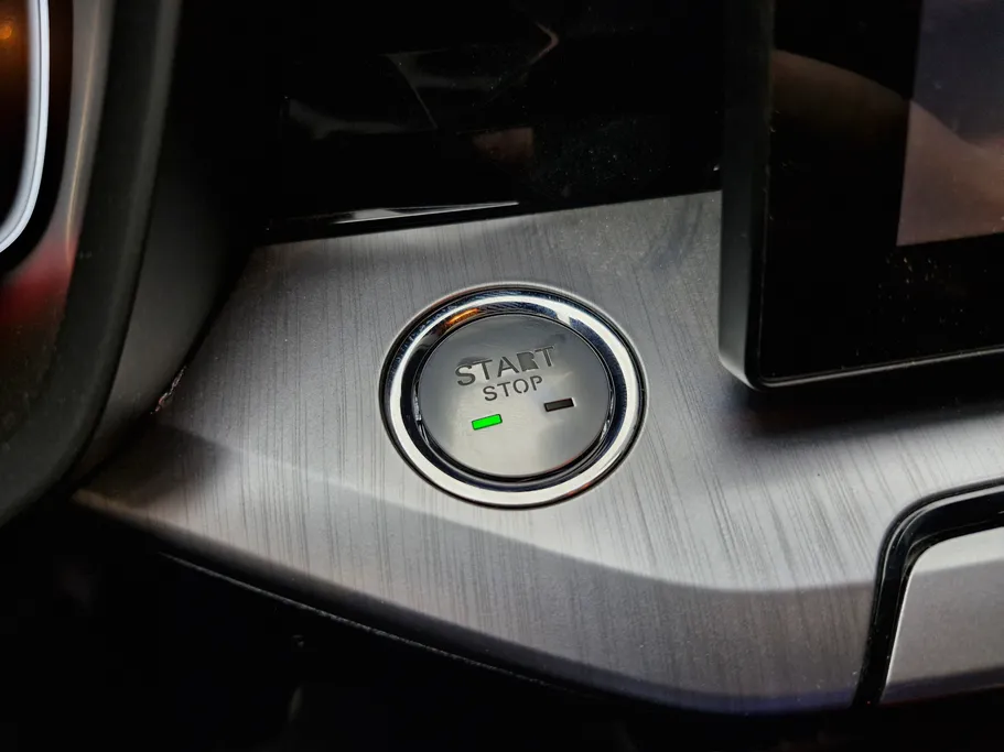 2024 MG GT LUX 