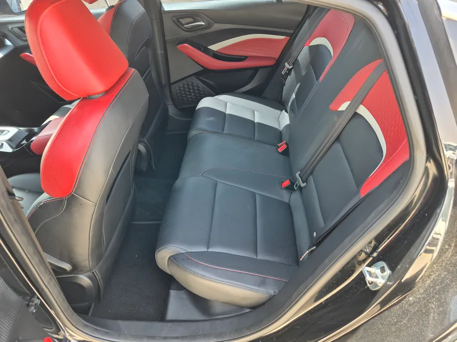 2024 MG GT LUX 