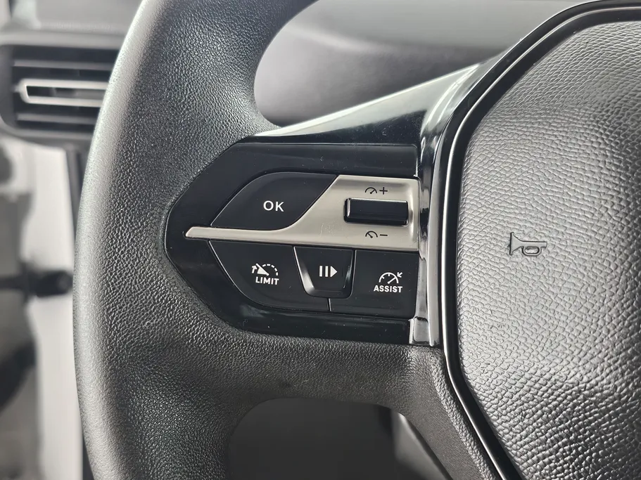 2025 Peugeot Partner Short van 