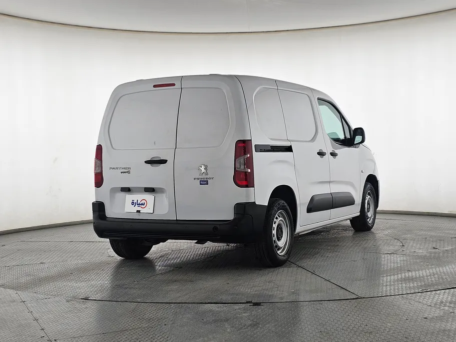 2025 Peugeot Partner Short van 