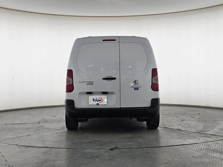 2025 Peugeot Partner Short van 