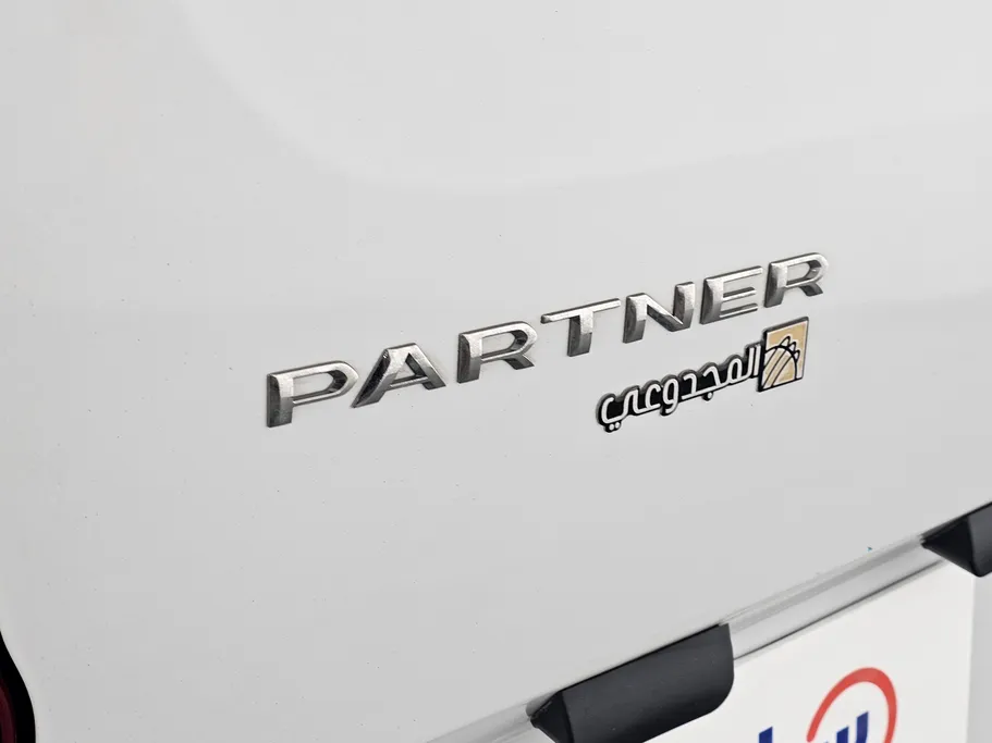 2025 Peugeot Partner Short van 