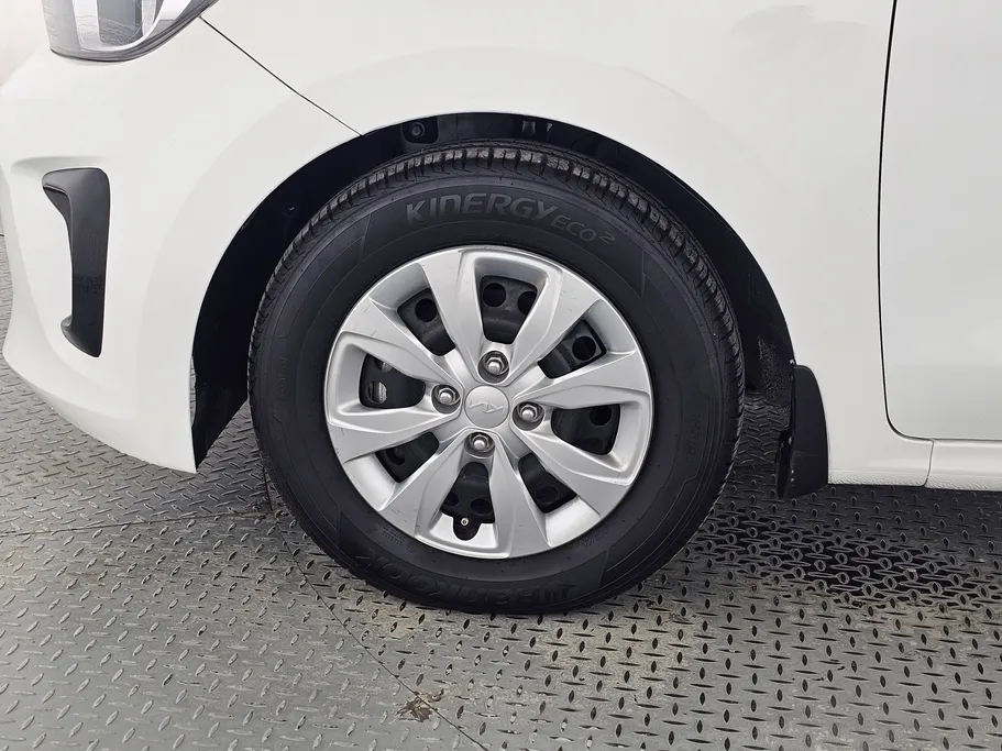 2024 Kia Pegas LX 