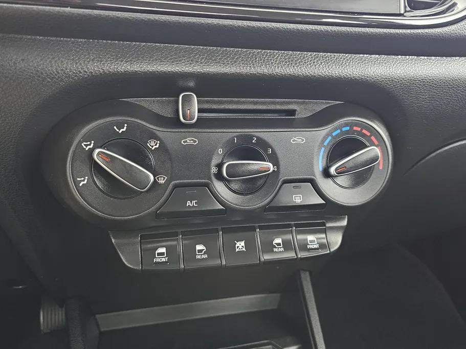 2024 Kia Pegas LX 