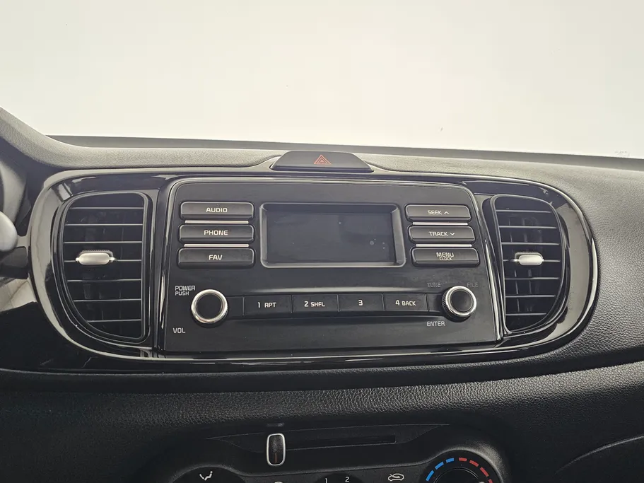 2024 Kia Pegas LX 