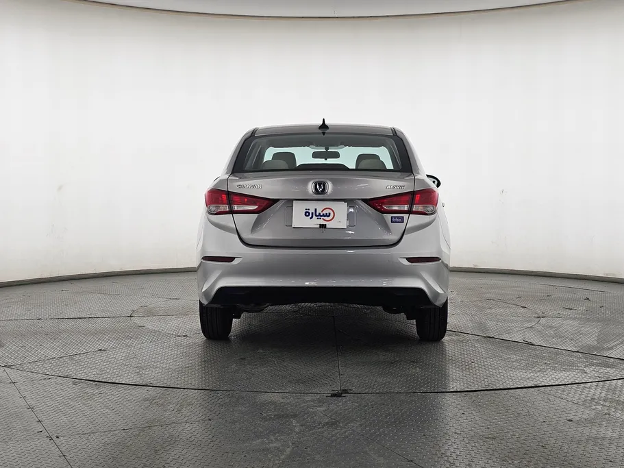شانجان السفن Basic 2024 