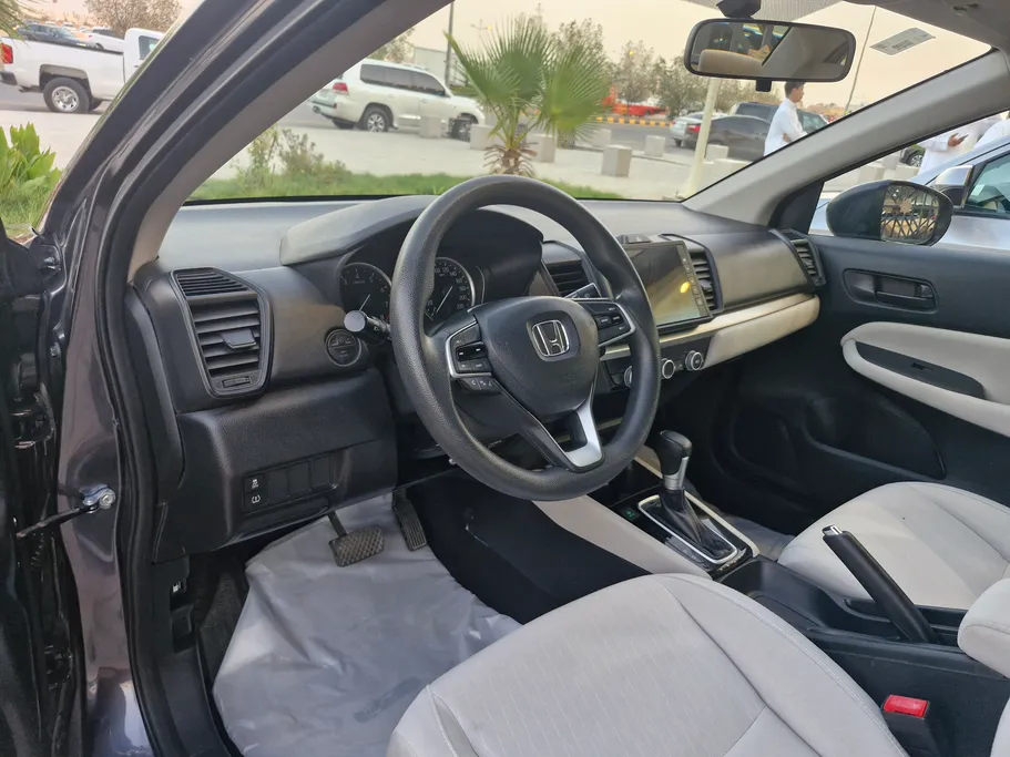 2023 هوندا City LX Sport 