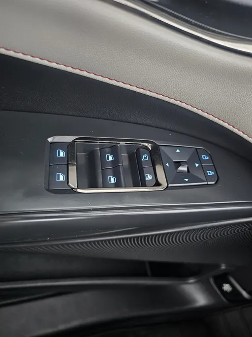 2023 Ford Taurus Trend 