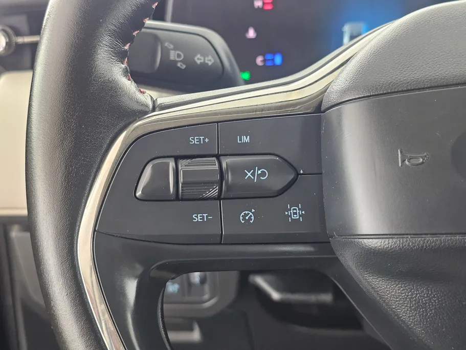 2023 Ford Taurus Trend 