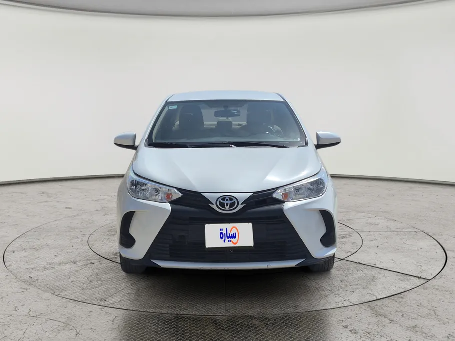 2022 Toyota Yaris  Y 