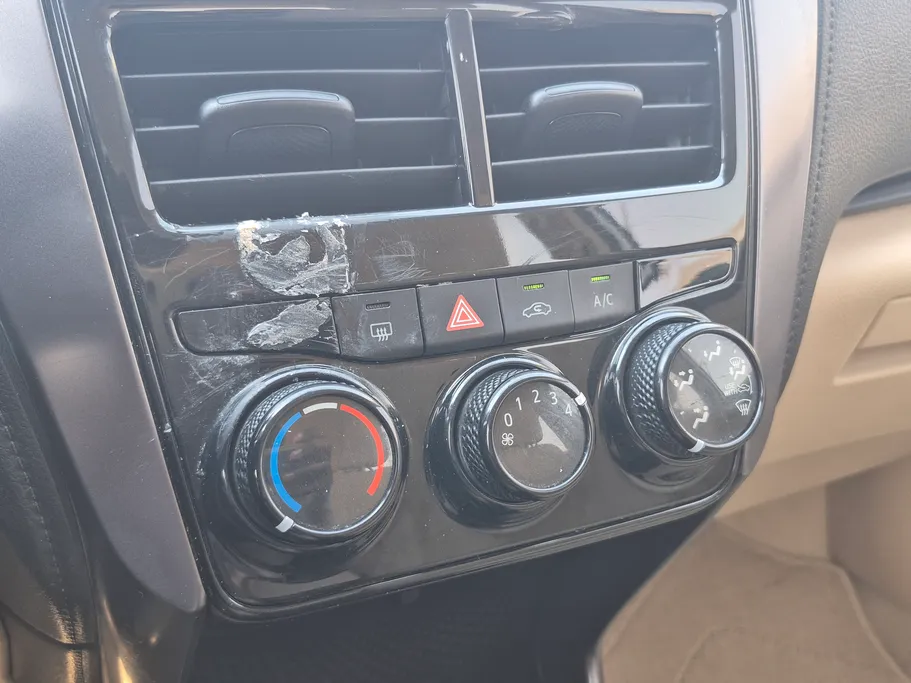2022 Toyota Yaris  Y 