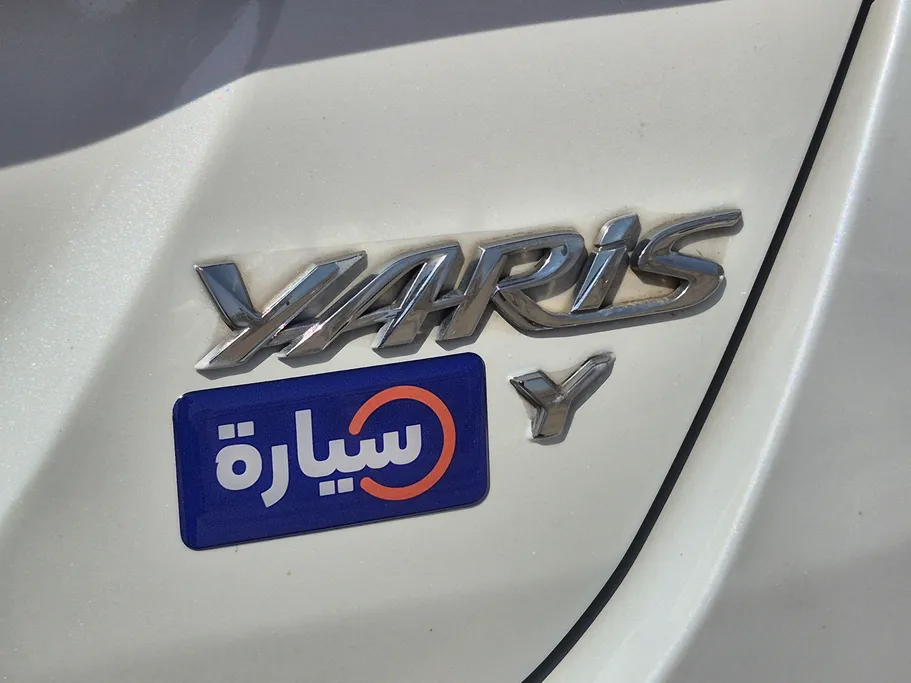 2022 Toyota Yaris  Y 