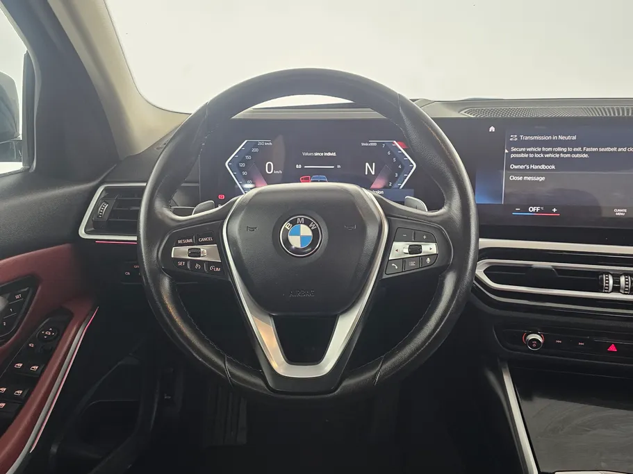 2023 BMW 3 Series 320i  