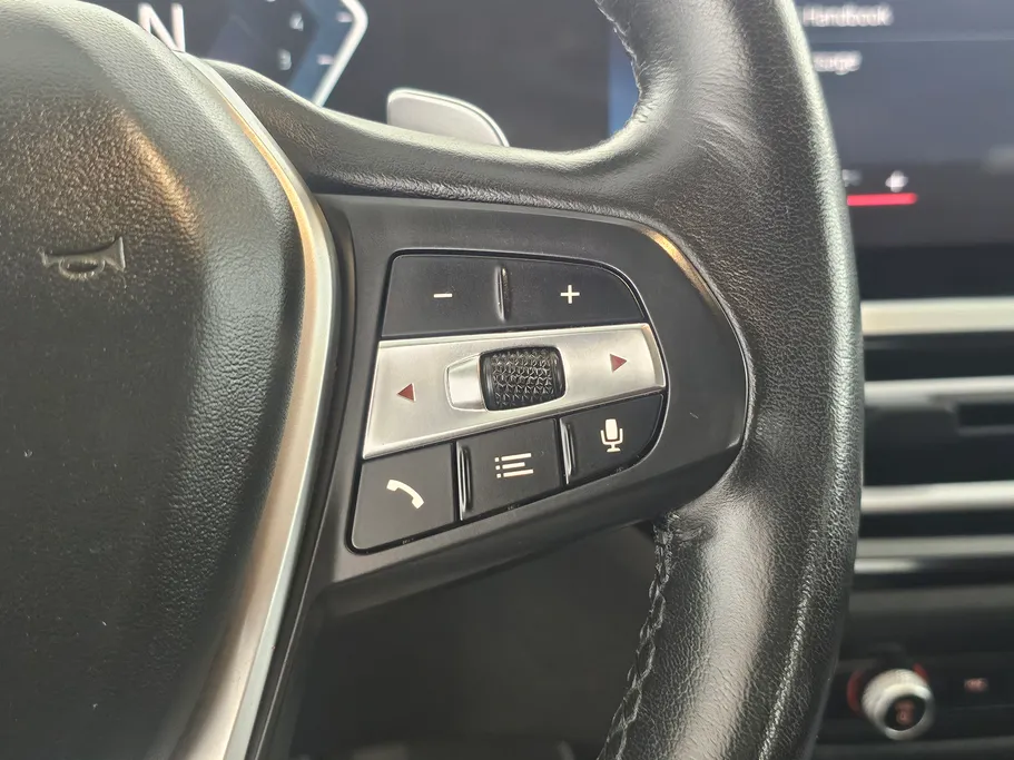 2023 BMW 3 Series 320i  