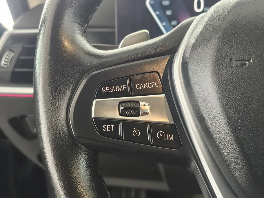 2023 BMW 3 Series 320i  