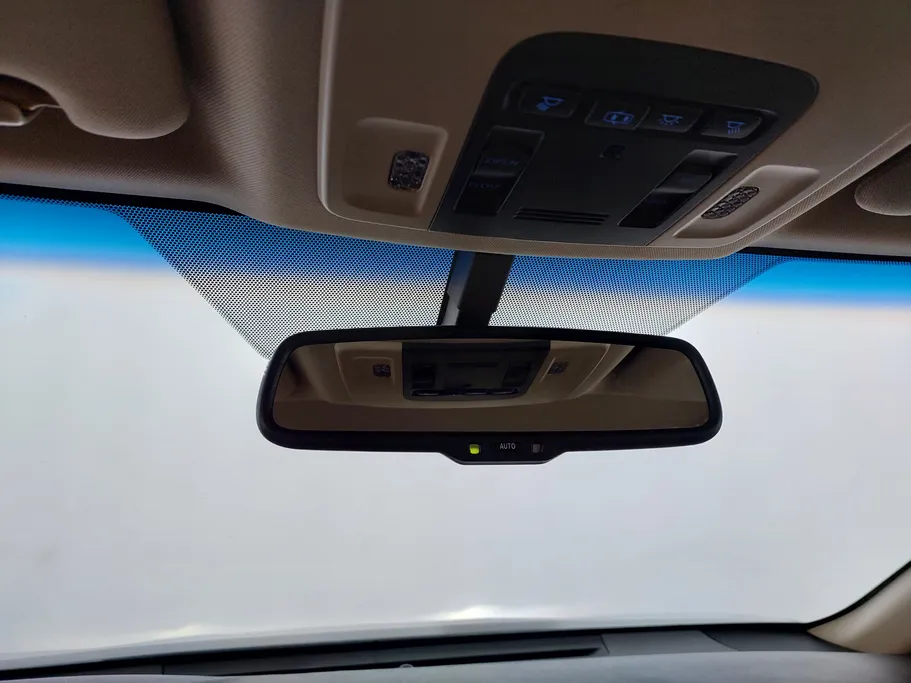2019 Toyota Camry  GLE 