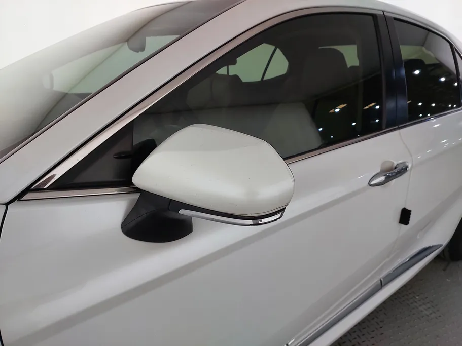 2019 Toyota Camry  GLE 