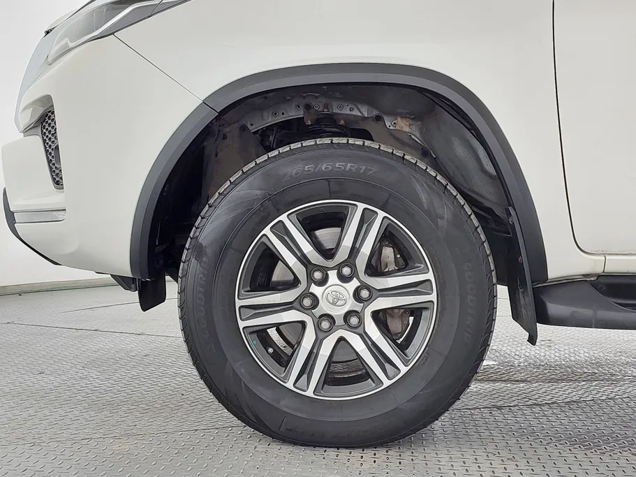 2022 Toyota Fortuner VX 