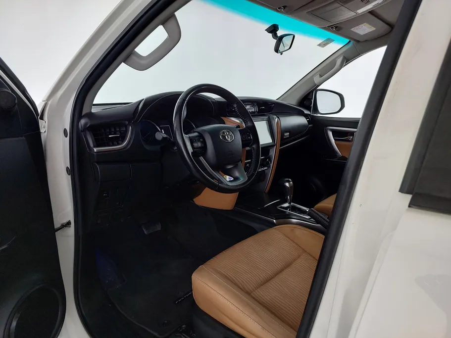2022 Toyota Fortuner VX 