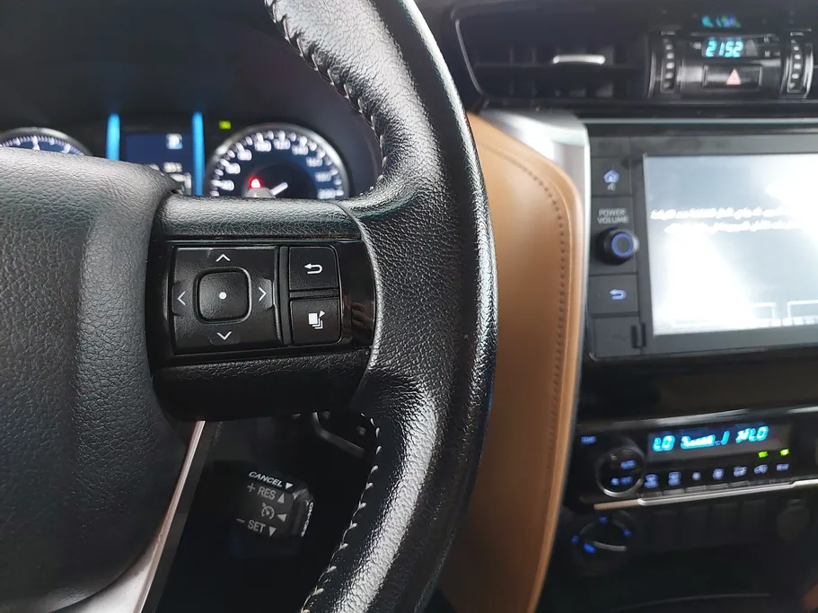 2022 Toyota Fortuner VX 