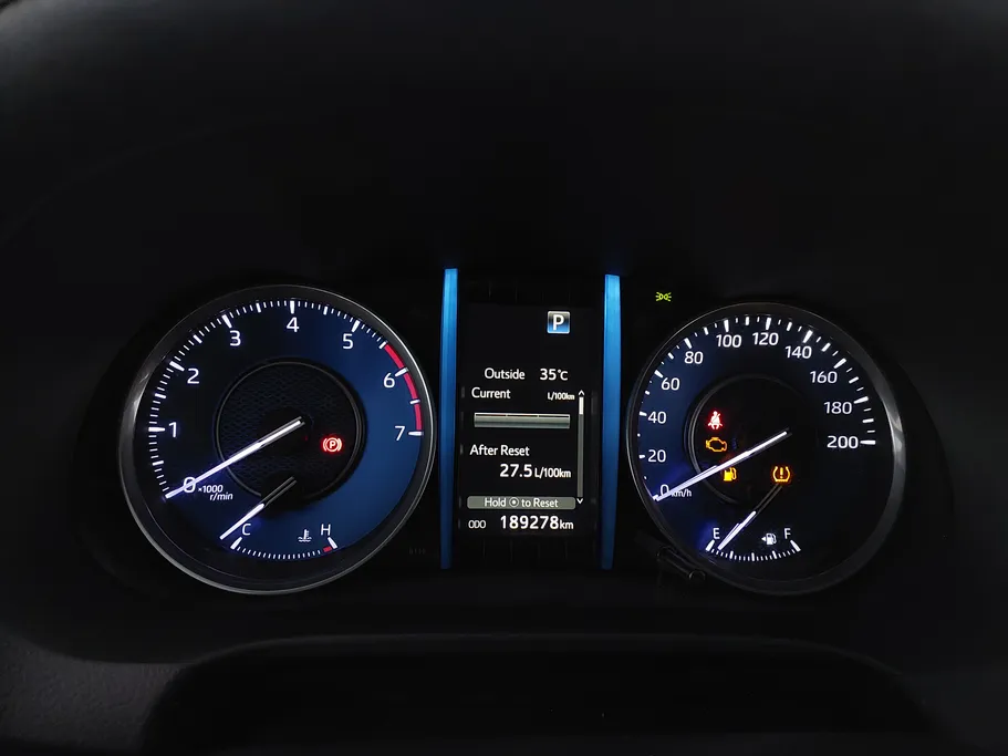 2022 Toyota Fortuner VX 