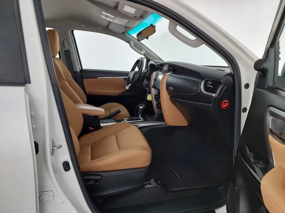 2022 Toyota Fortuner VX 