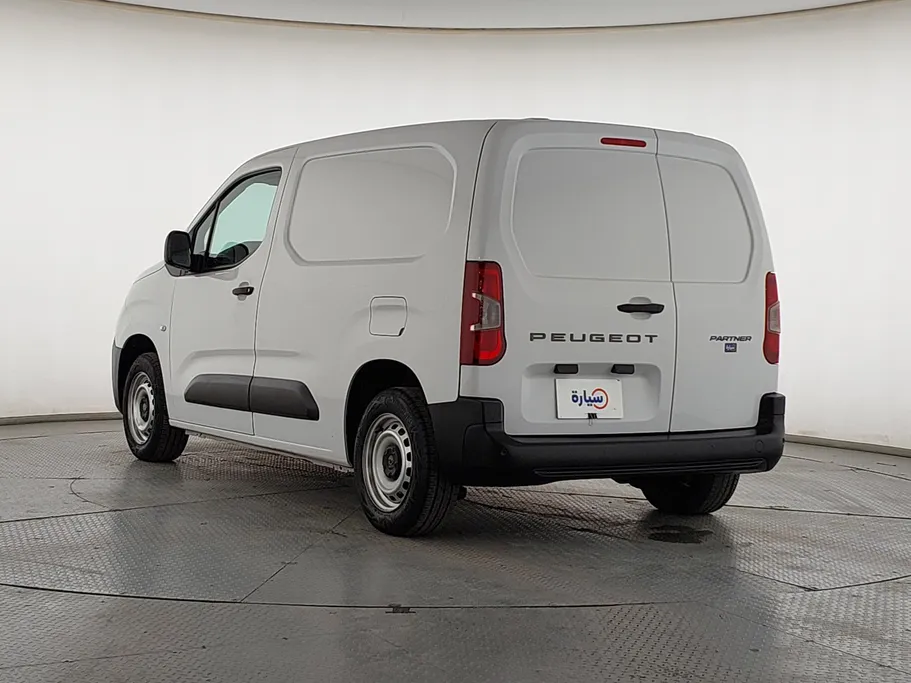 2025 Peugeot Partner Short van 