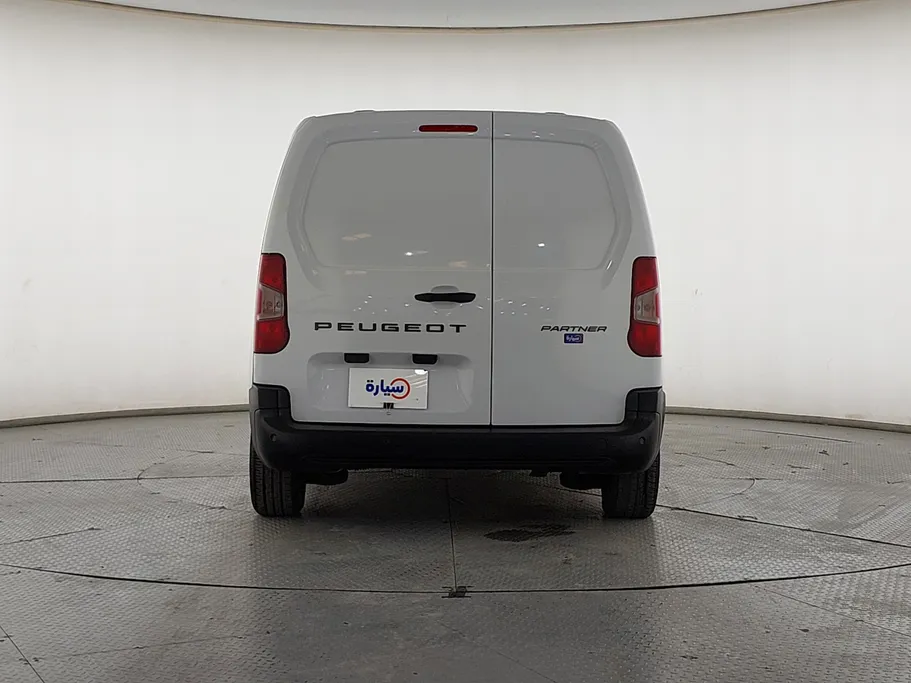 2025 Peugeot Partner Short van 
