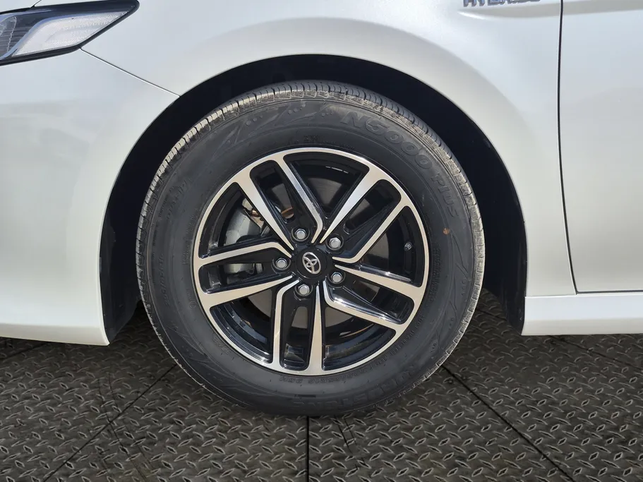 2023 Toyota Camry  LE HEV 