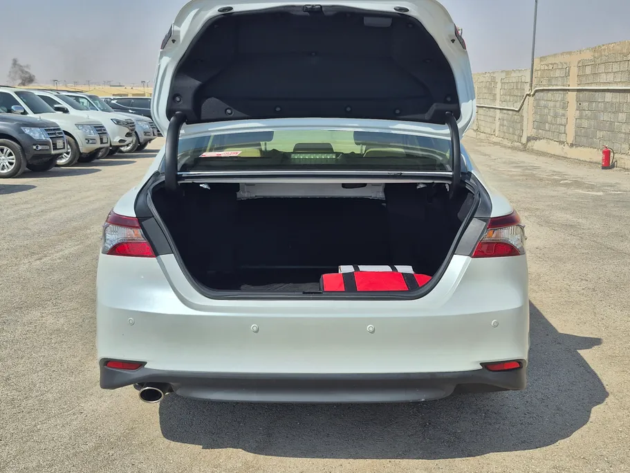 2023 Toyota Camry  LE HEV 