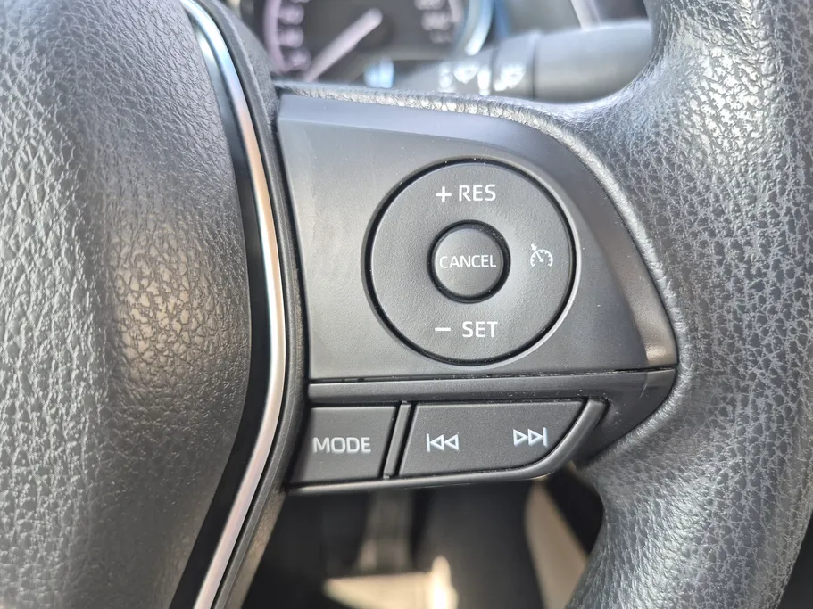 2023 Toyota Camry  LE HEV 