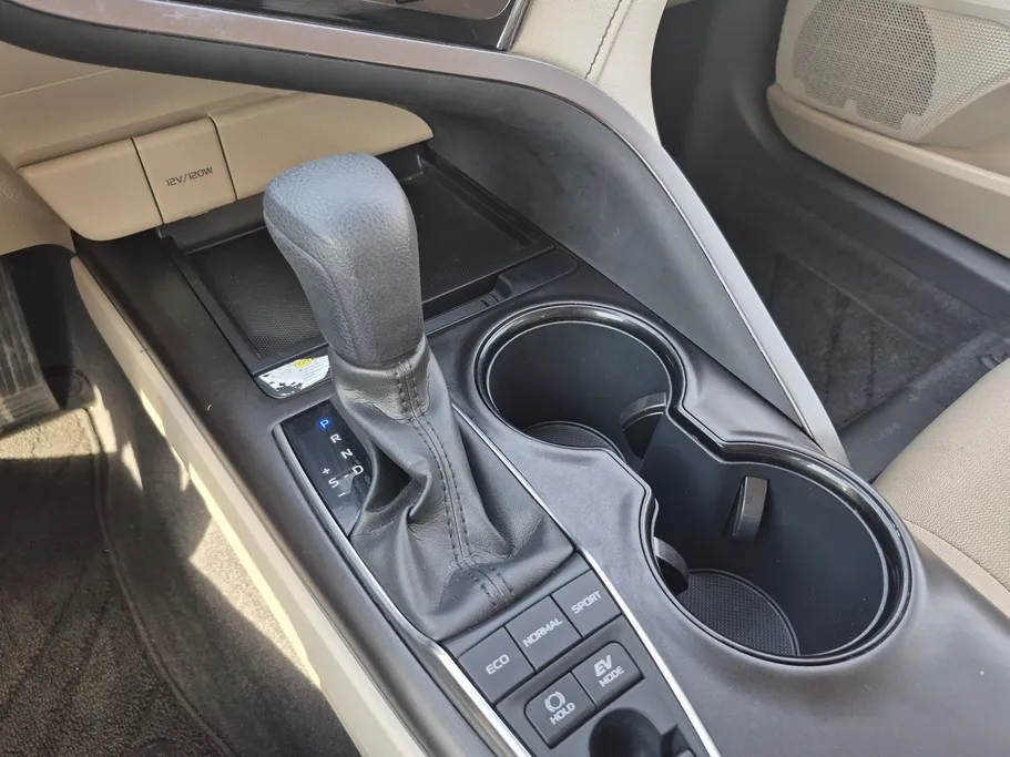 2023 Toyota Camry  LE HEV 