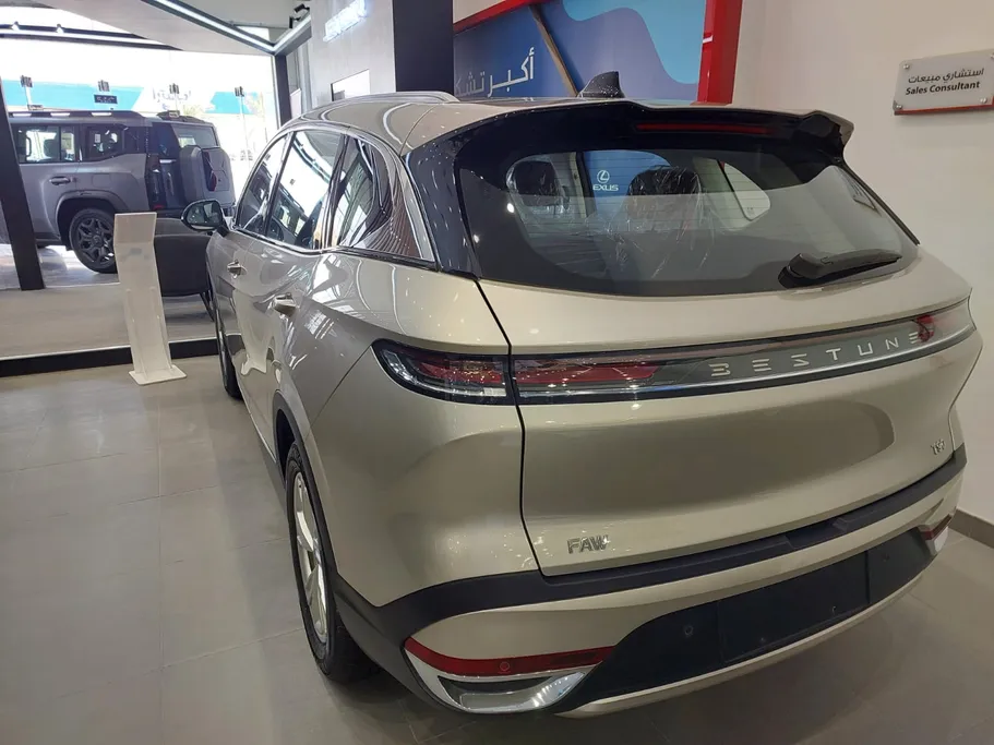 2026 FAW Bestune T90 Limo 