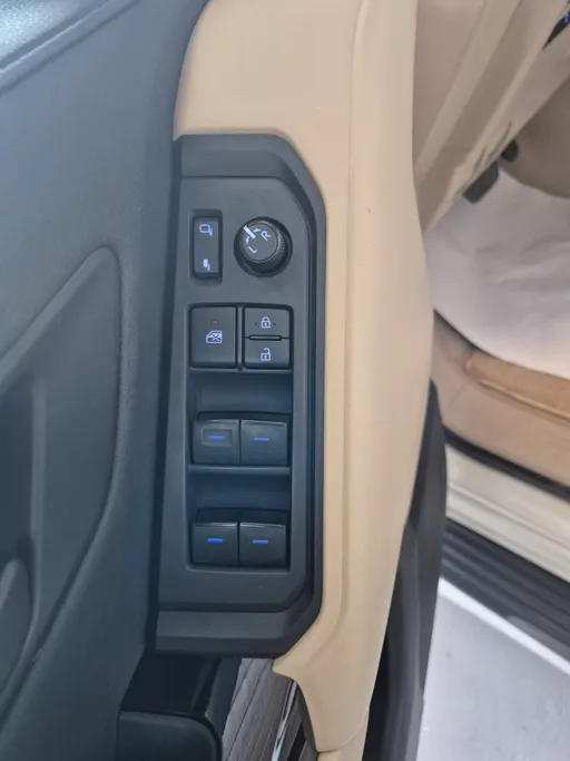 تويوتا لاندكروزر GXR1 2024 