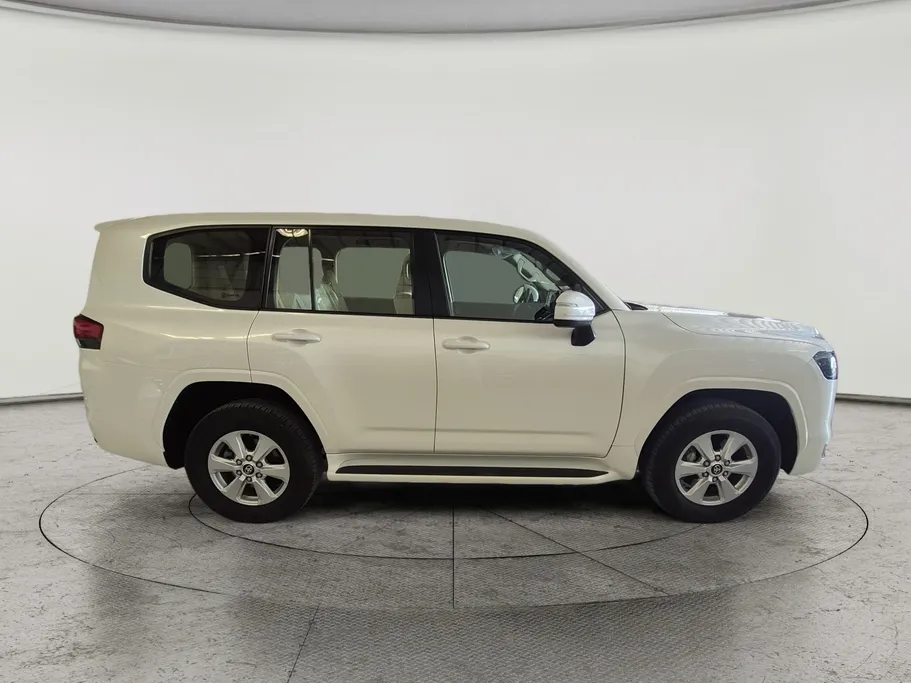 2024 Toyota Land Cruiser GXR 