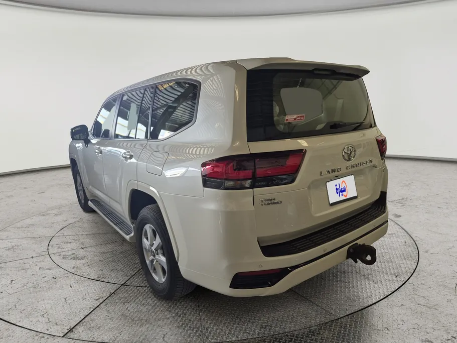 2024 Toyota Land Cruiser GXR 