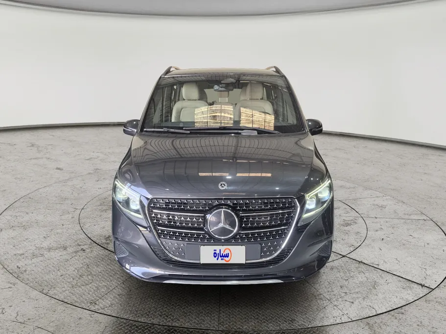 2025 Mercedes V300  